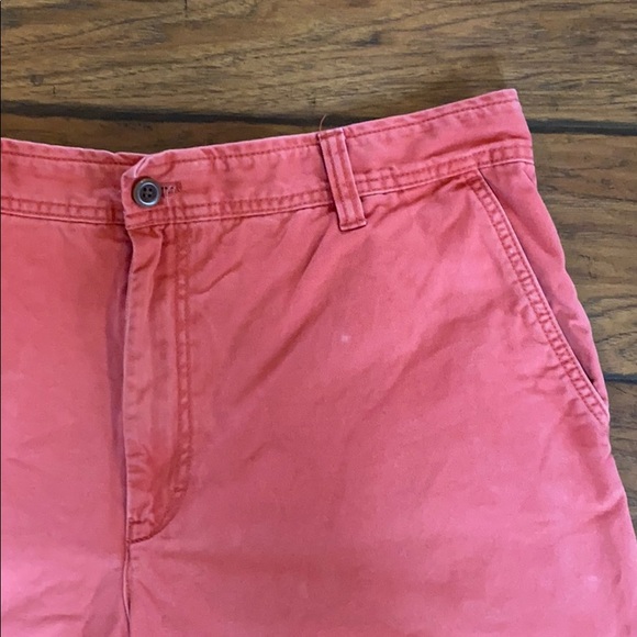 Izod shorts - Picture 2 of 3